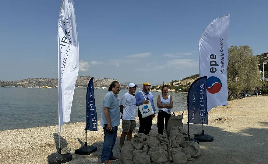 ERMA FIRST Joins Forces With HELMEPA, Municipality Of Perama And Local Community In Major Clean-Up Of Perama Beach